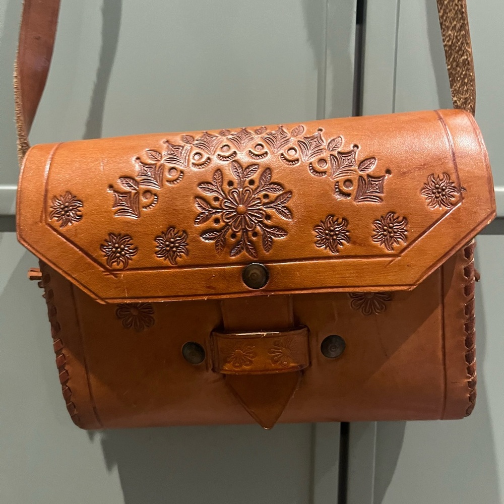 Vintage leather embossed purse
